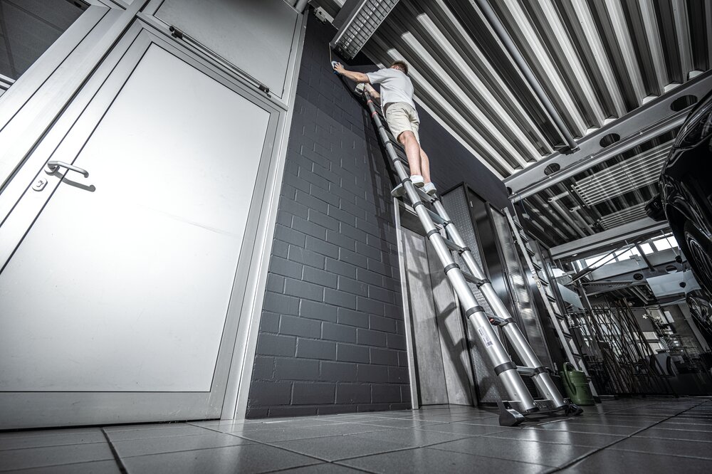 MUNK ML Stufen-Teleskopleiter